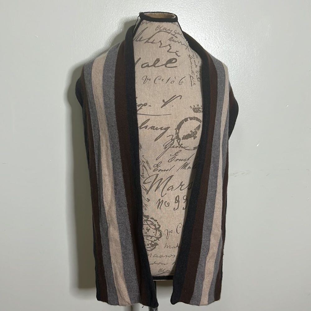 AMICABLE 100% CASHMERE SCARF - Picture 2 of 5
